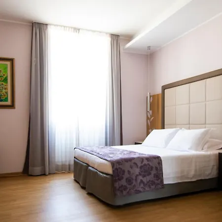 Szálloda Giolli Nazionale Róma