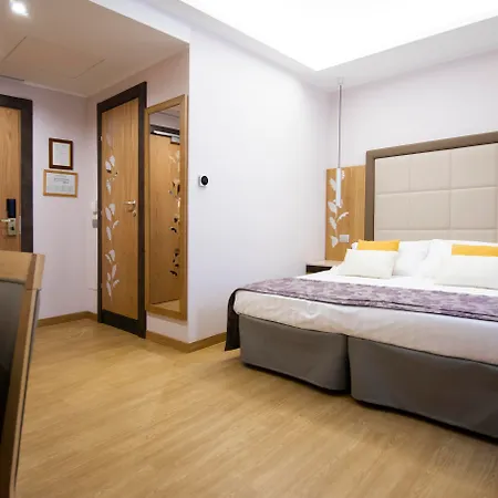 Hotel Giolli Nazionale 3*
