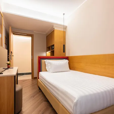 Giolli Nazionale Hotel