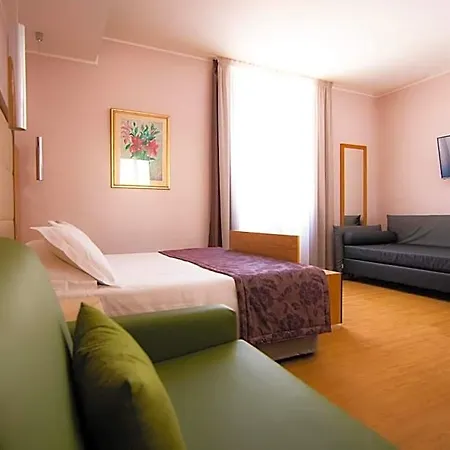 Hotel Giolli Nazionale 3*