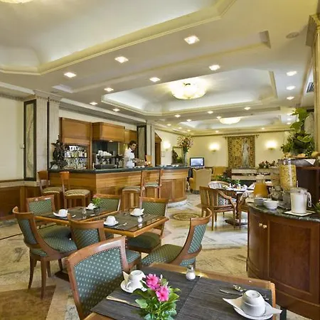 Giolli Nazionale Hotel 3*