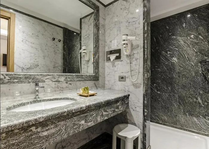 ジオッリ ナツィオナーレ ホテル ローマ