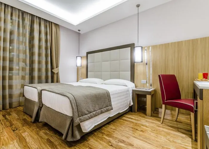 ジオッリ ナツィオナーレ 3* ローマ