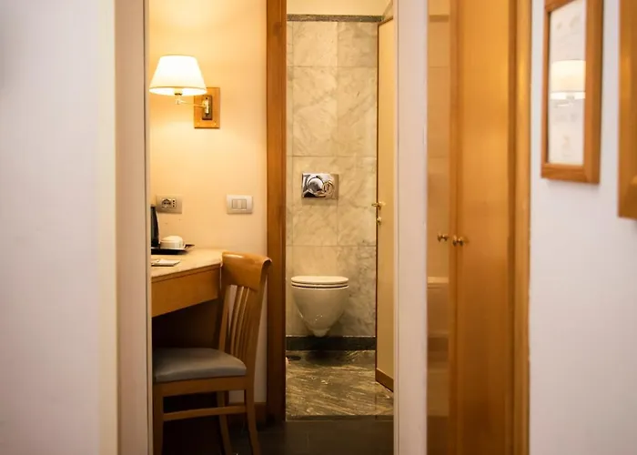 ジオッリ ナツィオナーレ ホテル 3*