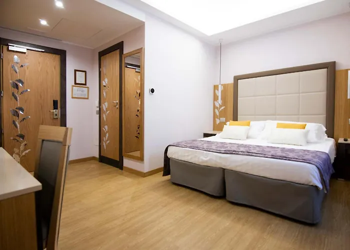 ホテル ジオッリ ナツィオナーレ 3*