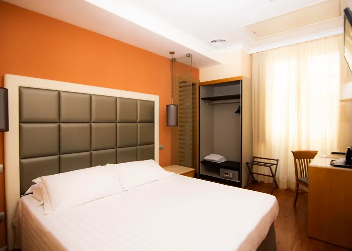 ジオッリ ナツィオナーレ 3* ローマ