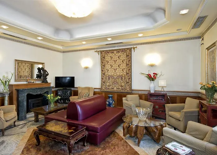 ホテル ジオッリ ナツィオナーレ 3*