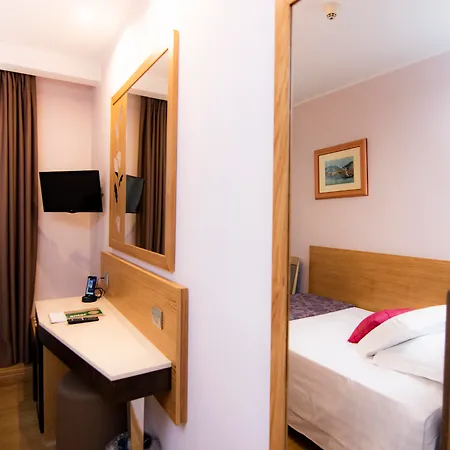 Giolli Nazionale Hotel Řím